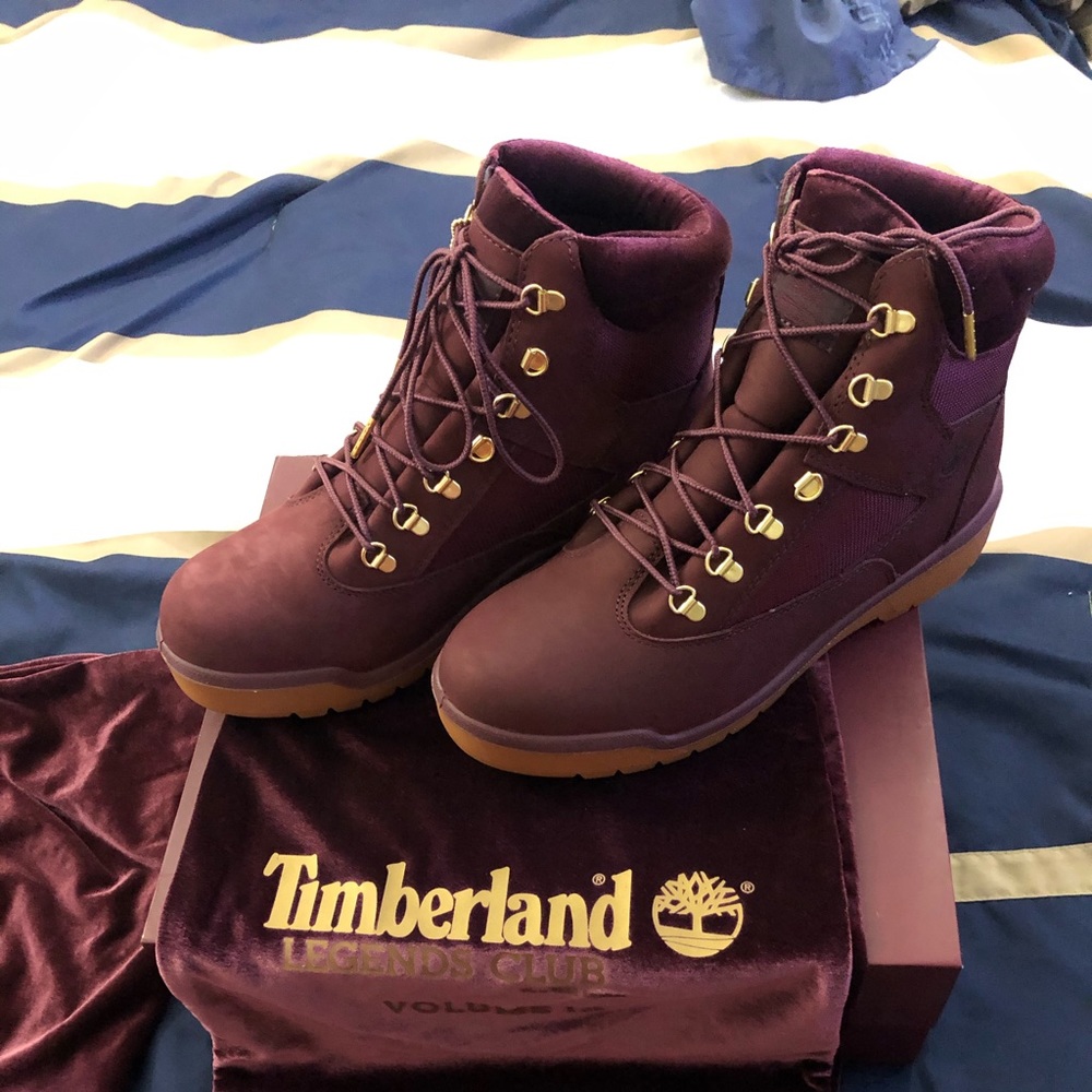 BRAND NEW TIMBERLAND